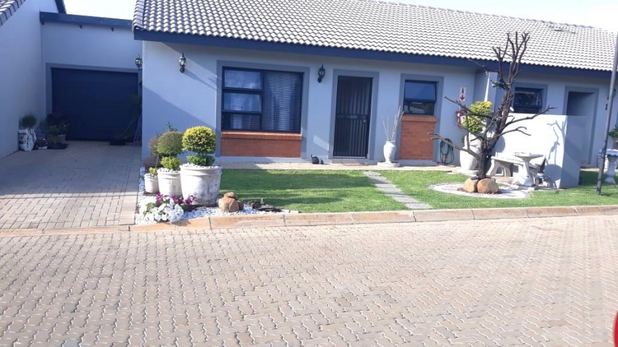 2 Bedroom Property for Sale in Ifafi North West